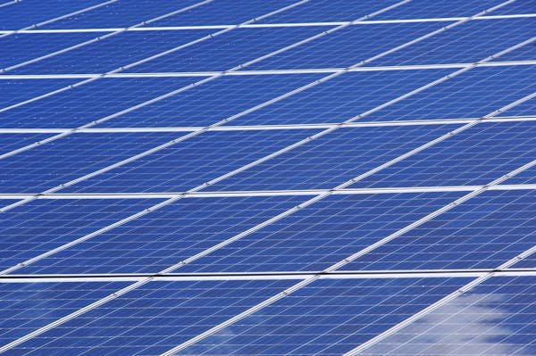 Panneau solaire photovoltaïque : l'avenir de votre rénovation énergétique